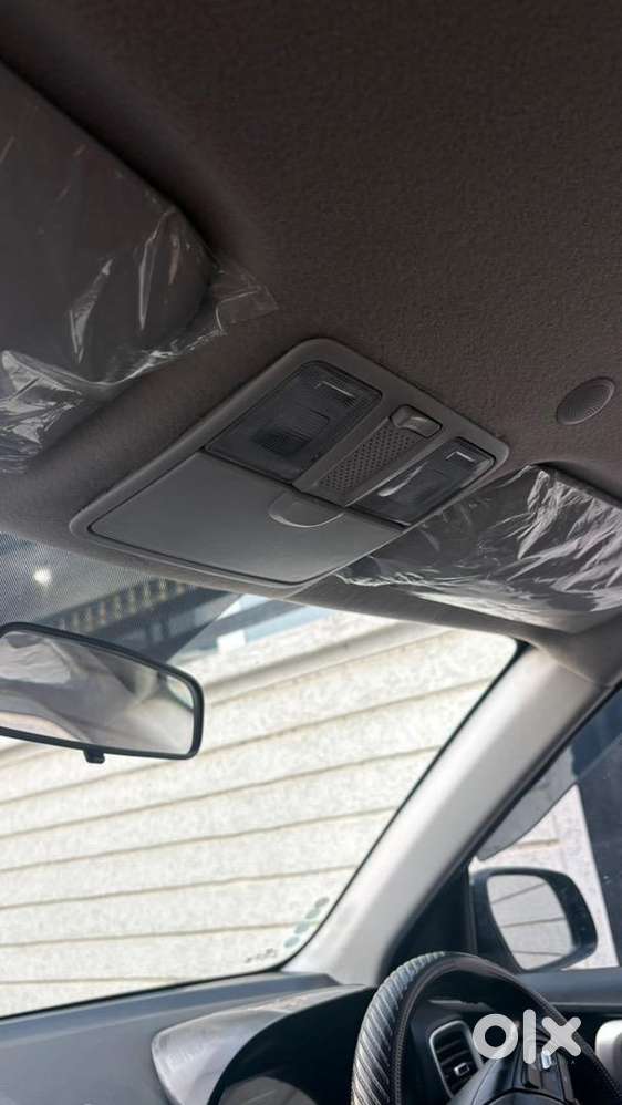 Hyundai Venue 2025 Diesel 8000 Km Driven