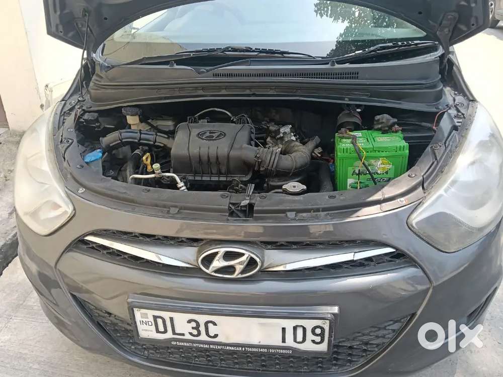 Hyundai I10 Magna At 2013 Well Maintained.