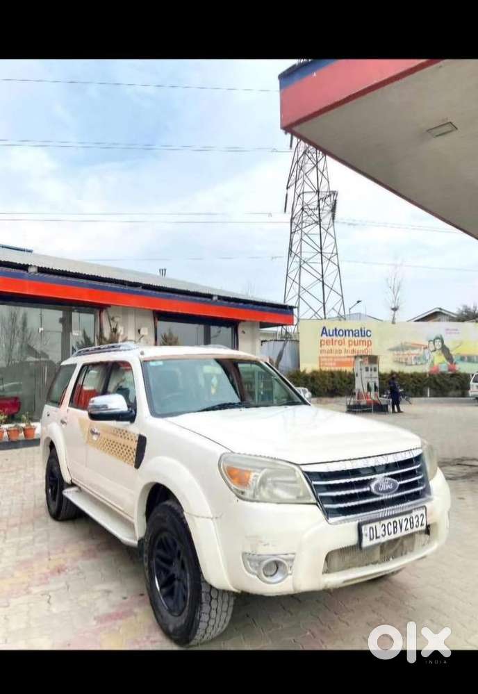  Ford Endeavour 3.0l 4x4 At – 2011  Powerful Suv In Mint Condition