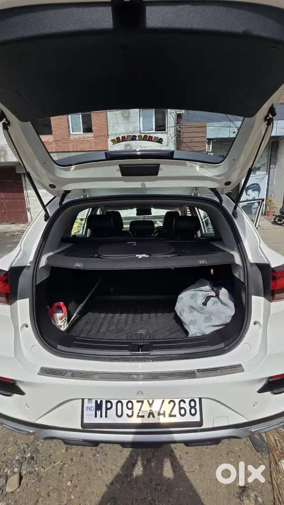 Mg Astor 2023 Petrol Well Maintained
