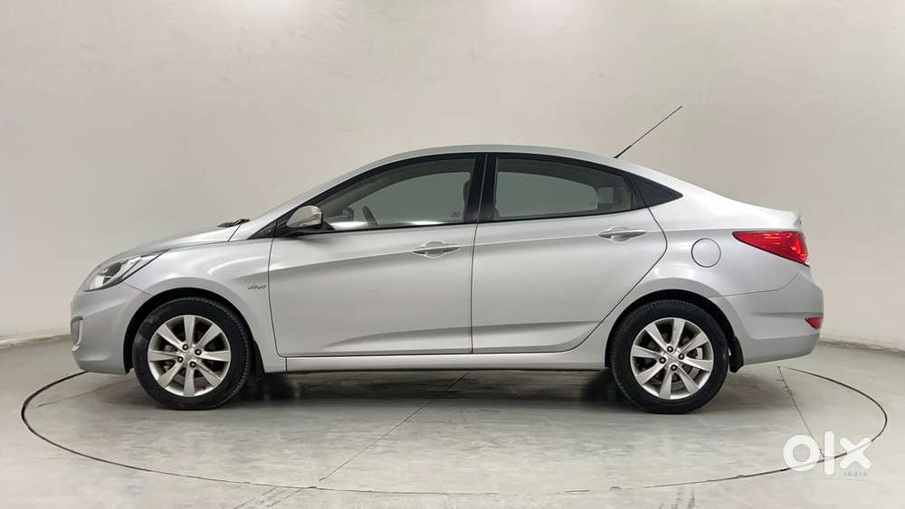 Hyundai Verna 1.6 Vtvt Sx, 2012, Petrol