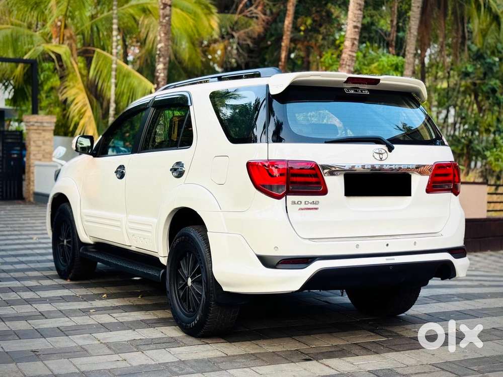 Toyota Fortuner 3.0 4x2 Automatic, 2014, Diesel