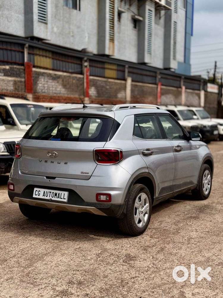 Hyundai Venue S, 2020, Petrol