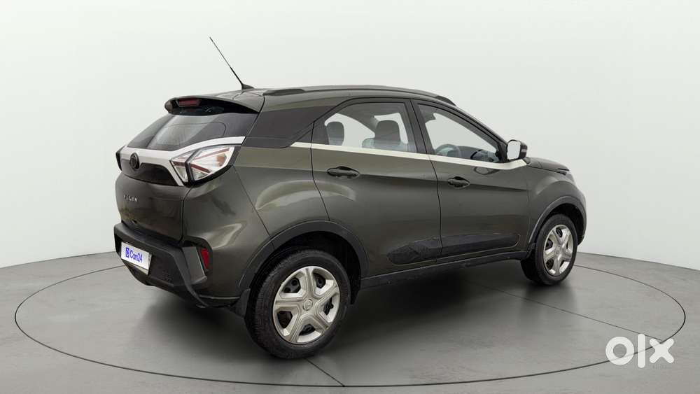 Tata Nexon 1.2 Revotron Xm (s), 2021, Petrol