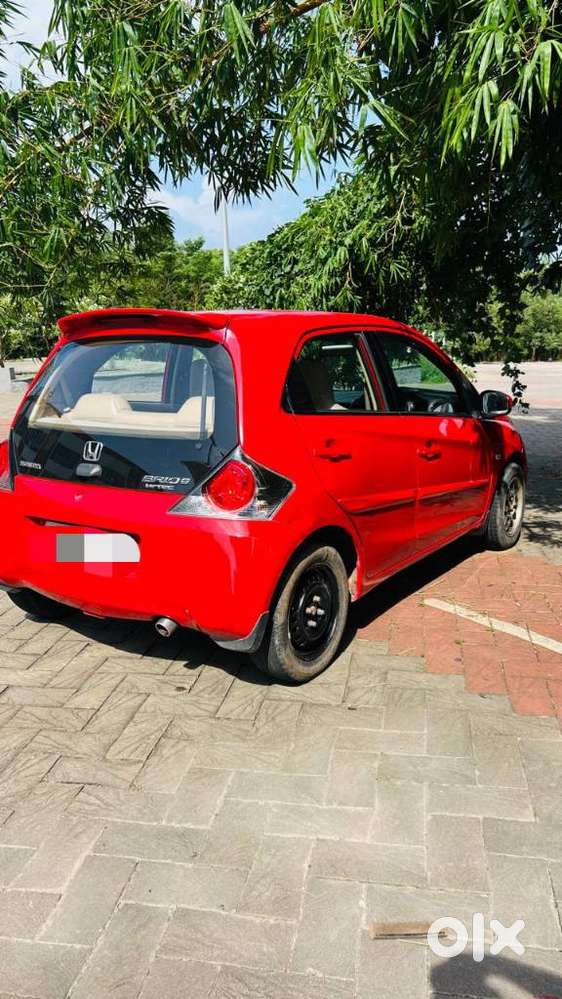 Honda Brio V Mt, 2013, Petrol