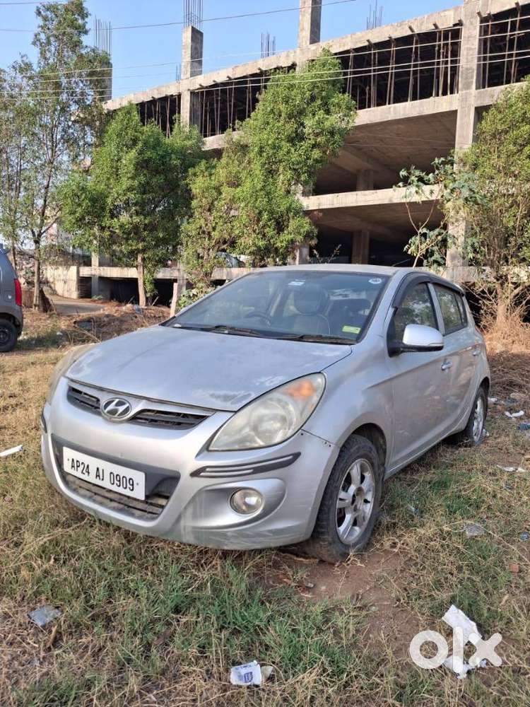 Hyundai I20 1.4 Crdi Sportz 6 Speed Bs Iv, 2011, Diesel