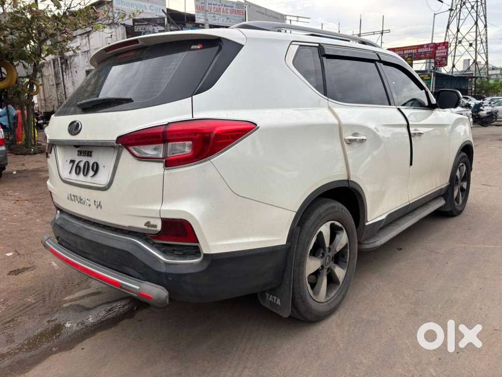 Mahindra Alturas G4 4x4 At, 2019, Diesel