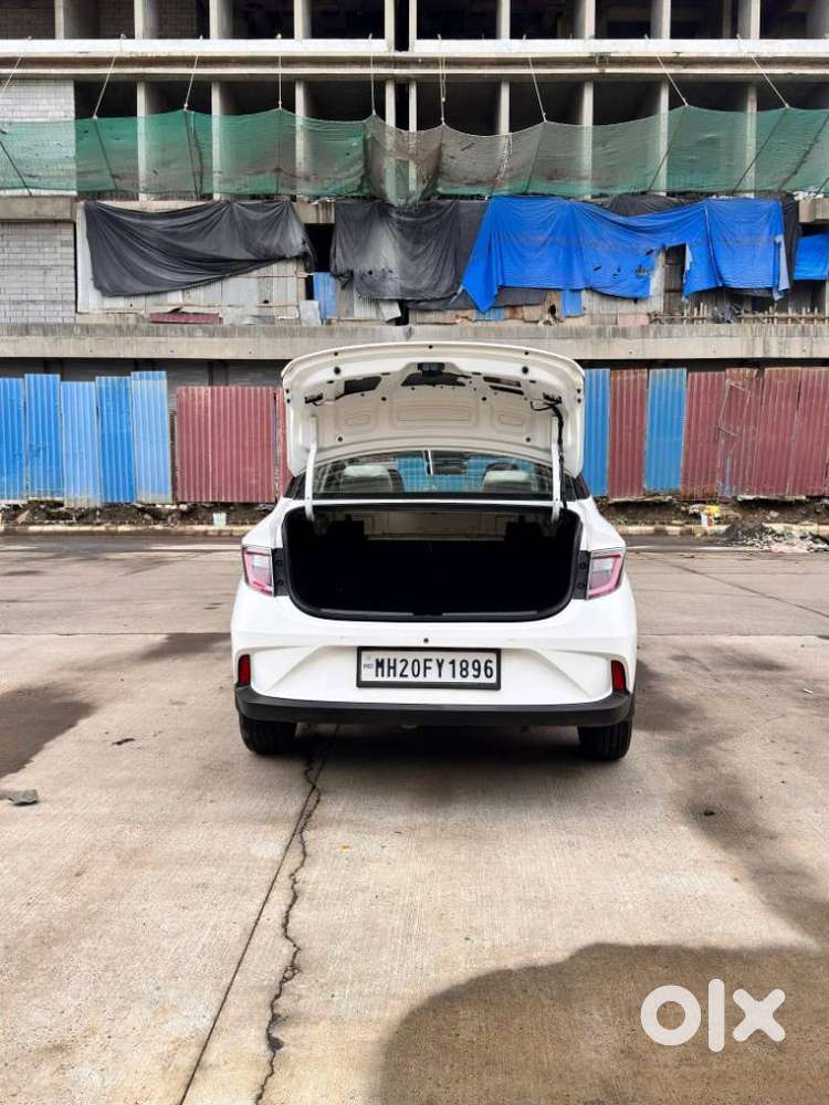 Hyundai Aura 1.2 S Petrol Amt, 2021, Petrol