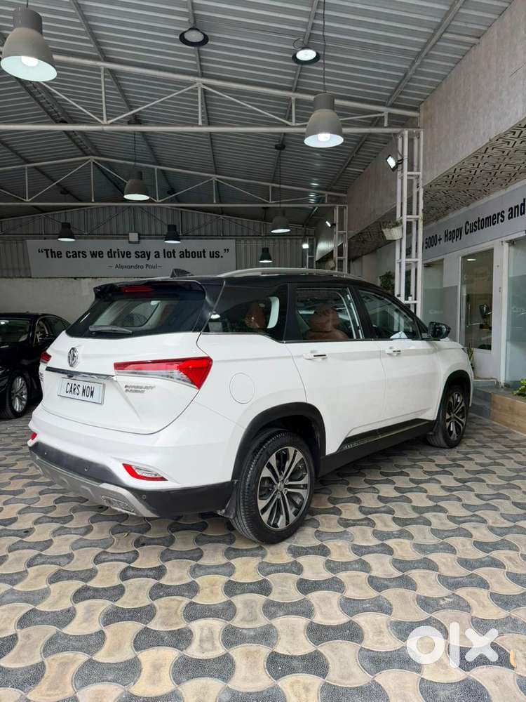 Mg Hector Plus Sharp Pro 1.5 Turbo Petrol Cvt 6 Str Dual Tone, 2021,..
