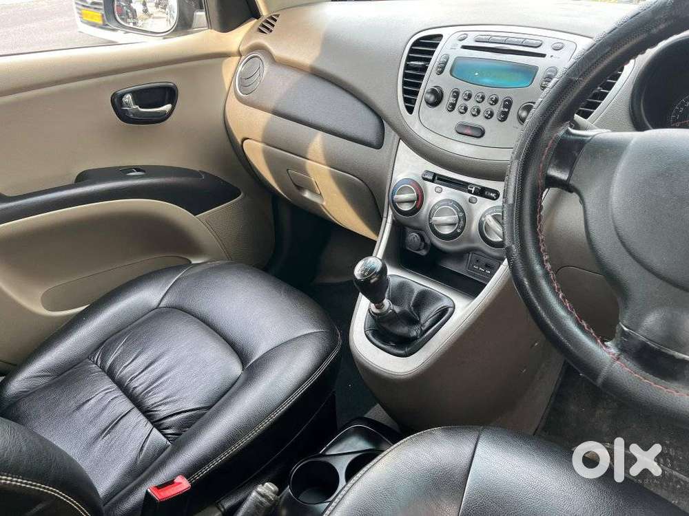 Hyundai I10 Sportz, 2013, Petrol
