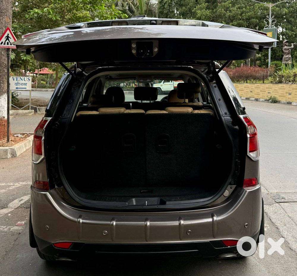Mahindra Xuv500 W11 Option, 2019, Diesel
