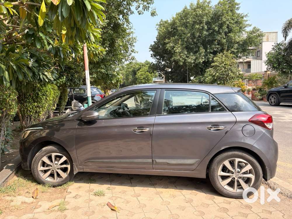 Army Officer Driven Hyundai Elite I20 Petrol Manual 2017