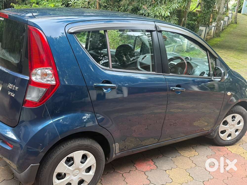 Maruti Dzire Petrol 2012