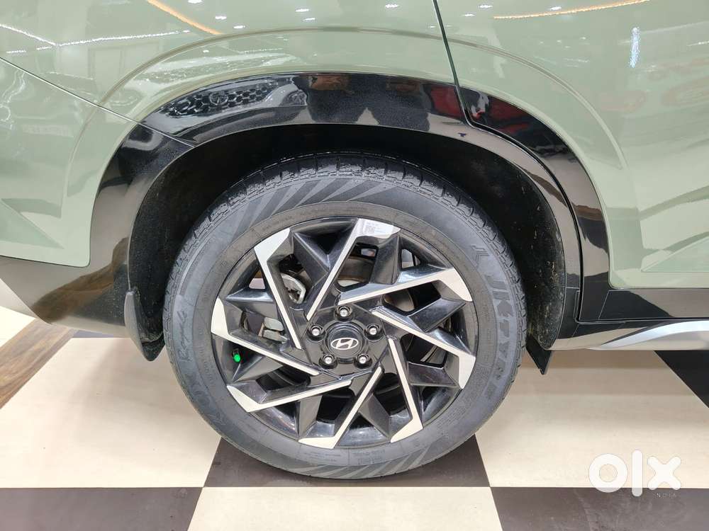 Hyundai Alcazar 2.0 Signature (o) Petrol At 7 Str, 2024, Petrol