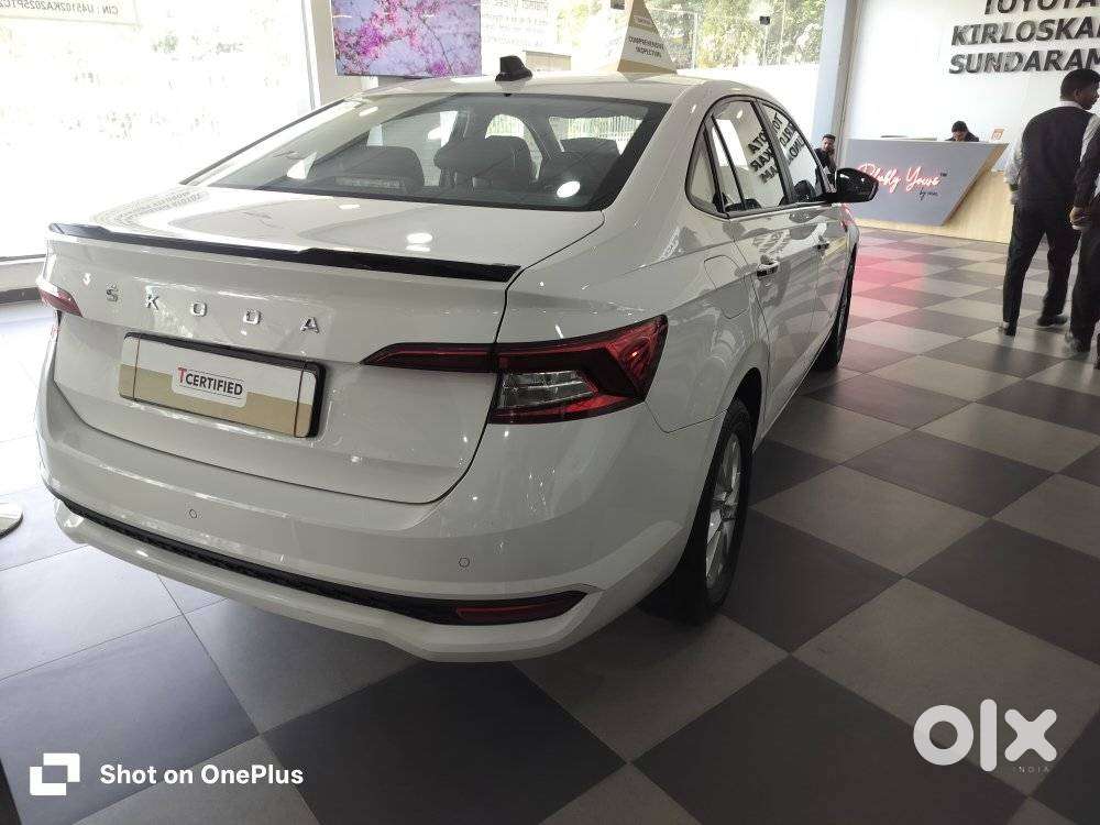 Skoda Slavia 1.0 Ambition Tsi At, 2023, Petrol