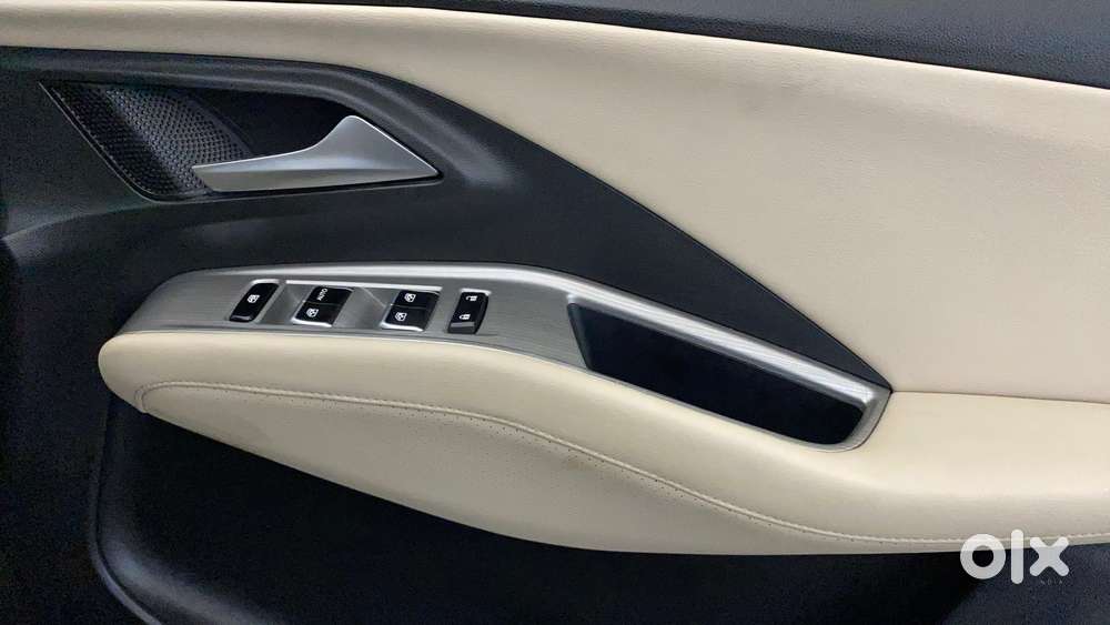 Mg Hector Sharp Pro 1.5 Turbo Cvt, 2023, Petrol