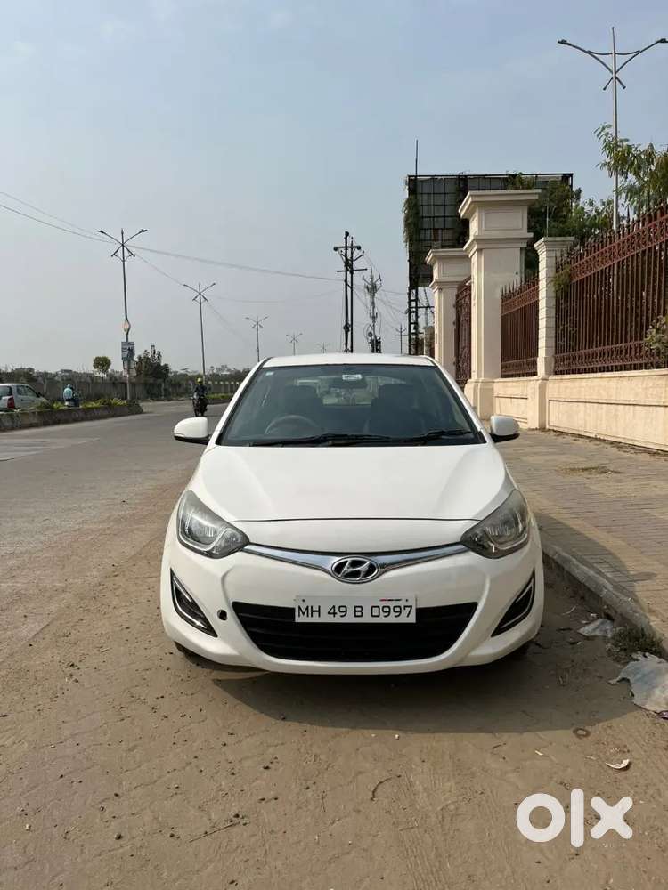 Hyundai I20 2012 Diesel 100000 Km Driven