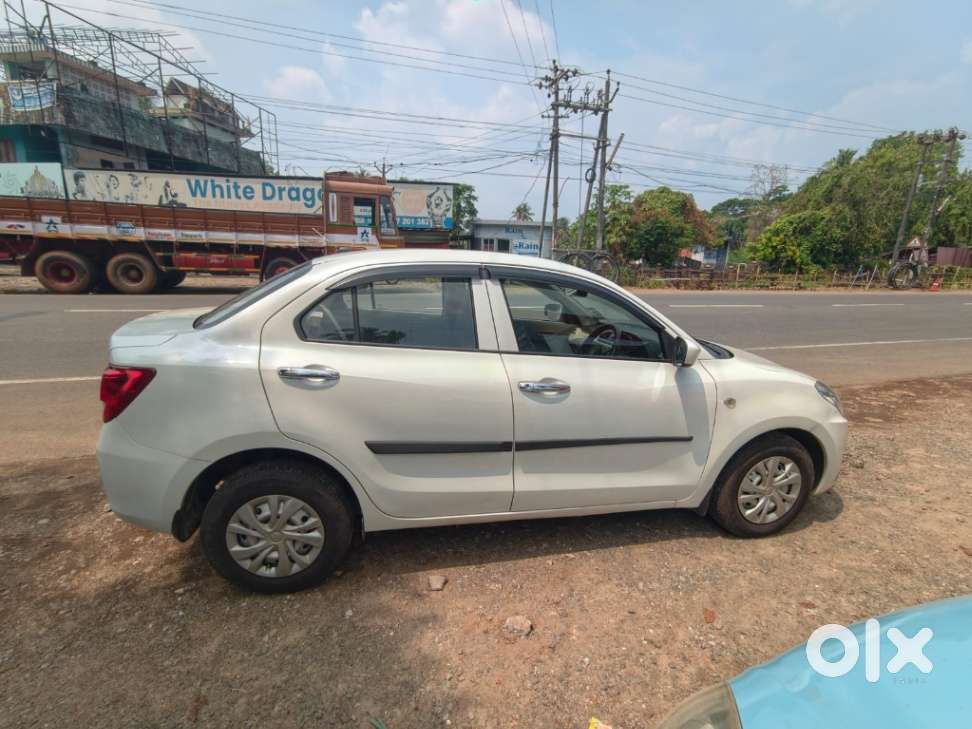 Maruti Suzuki Dzire 1.2 Lxi, 2018, Petrol