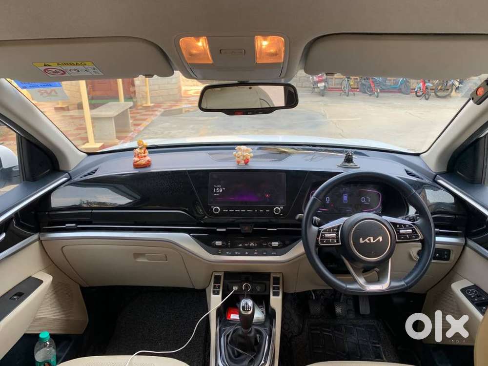 Kia Carens Luxury 2022