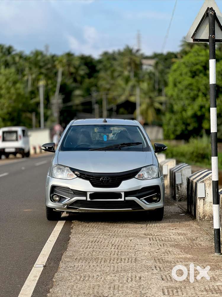 Toyota Etios Liva 2012