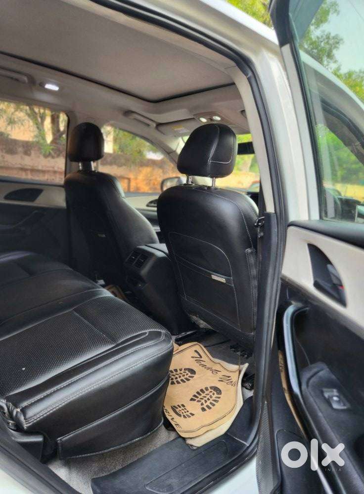Mahindra Xuv700 2.2 Ax 5 Diesel Mt Str, 2023, Diesel