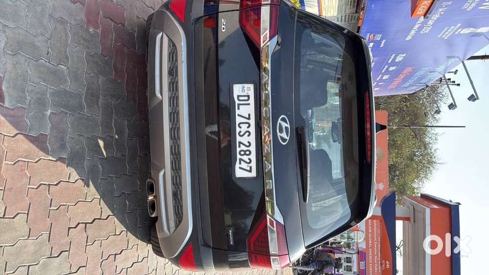 Hyundai Alcazar Black Top Model Petrol