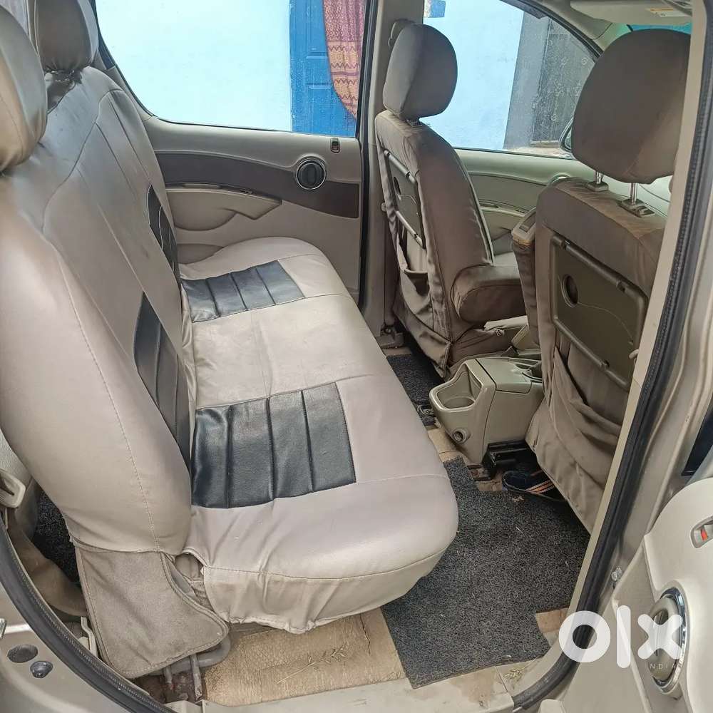 Mahindra Quanto 1.5 C8 2013