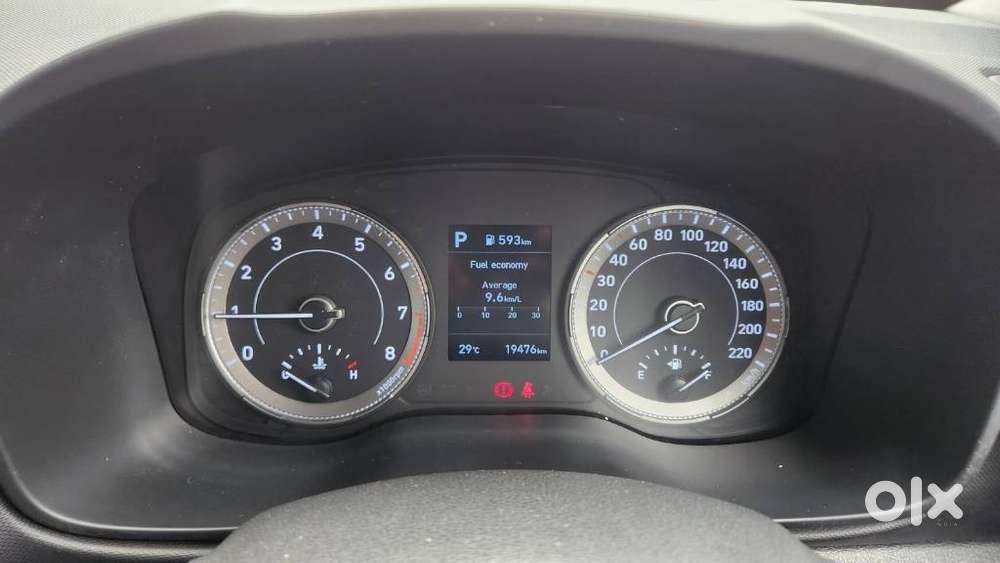 Hyundai Venue 1.0 Sx Plus Turbo Dct Dual Tone, 2021, Petrol