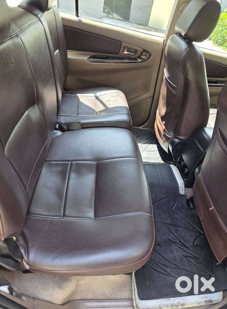Toyota Innova 2.5 Vx 8 Str, 2015, Diesel