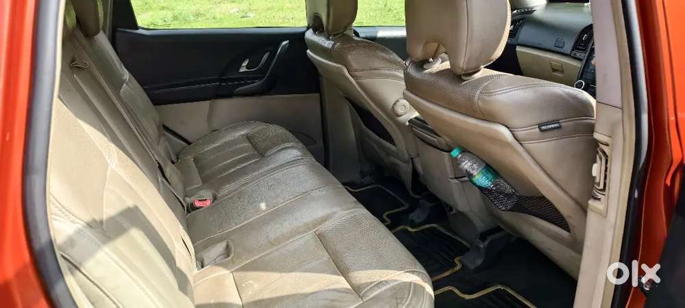 Mahindra Xuv500 W8 0 2017