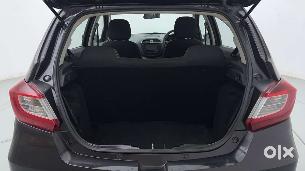 Tata Tiago 1.2 Revotron Xz Plus, 2023, Petrol
