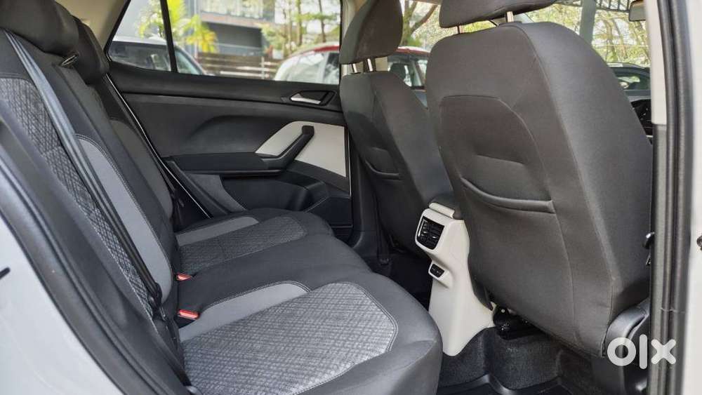 Volkswagen Taigun 1.0 Tsi Highline At, 2022, Petrol