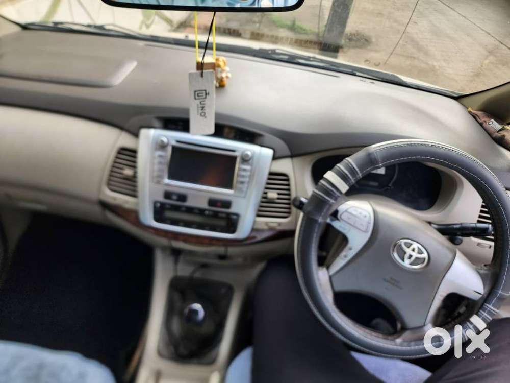 Innova 2.5 V 2012 Model 2013 Ragisration