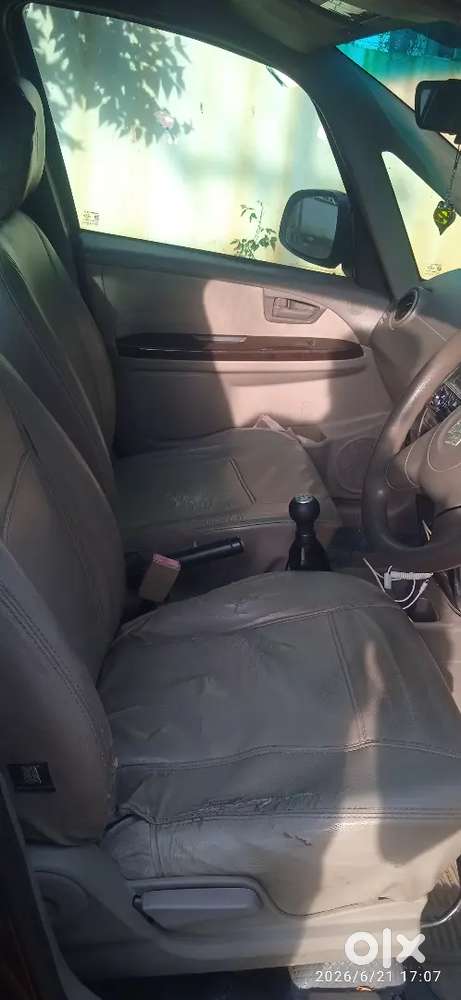 Maruti Suzuki Sx4 2011