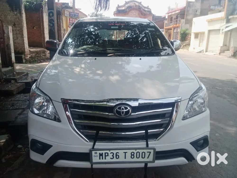 Toyota Innova 2013 Diesel Well Maintained