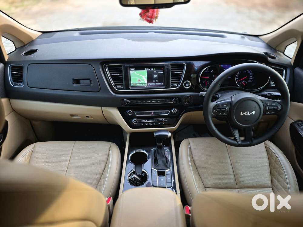 Kia Carnival Limousine Plus 7 Str, 2022, Diesel