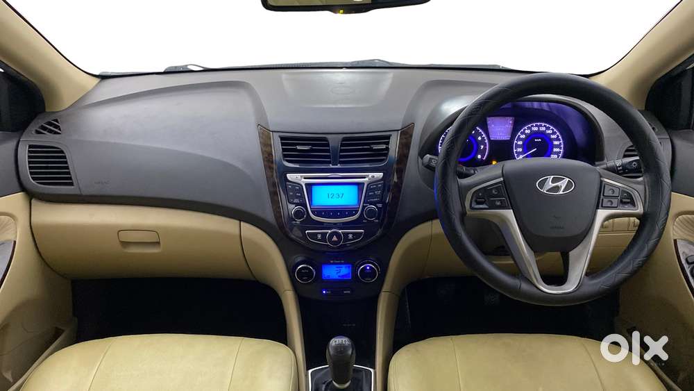 Hyundai Verna Fluidic 1.6 Vtvt Sx, 2013, Petrol
