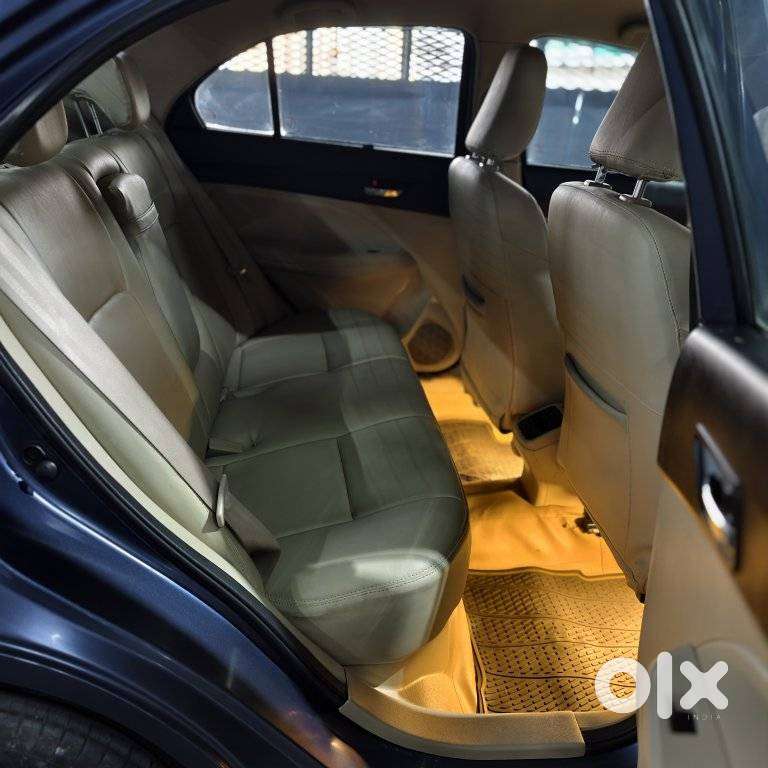 Maruti Suzuki Swift Dzire Zxi + Mt, 2022, Petrol