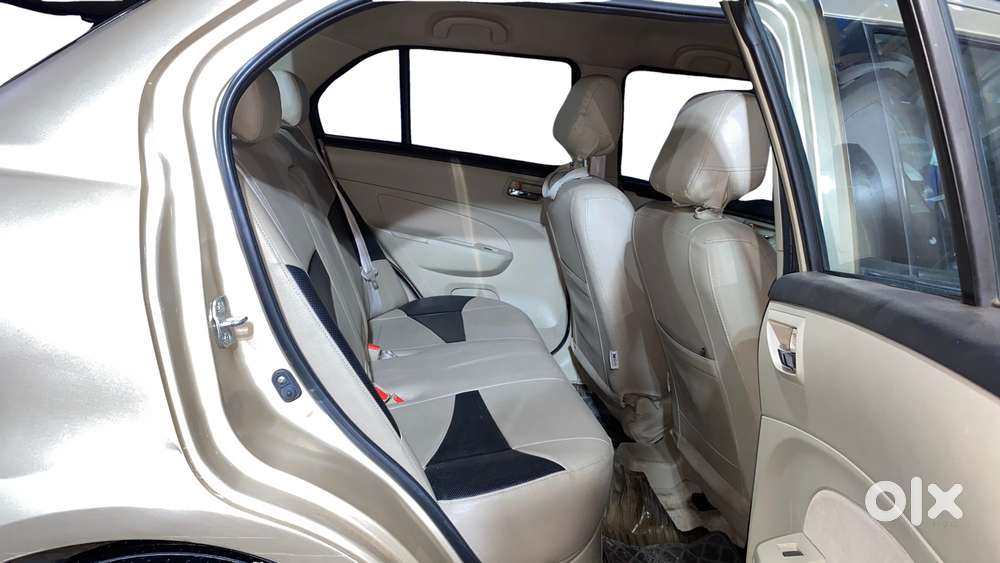 Maruti Suzuki Swift Dzire Vxi 1.2, 2014, Petrol