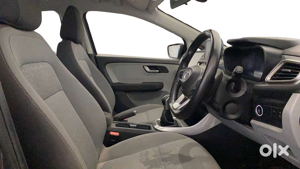 Tata Altroz Xz, 2021, Petrol