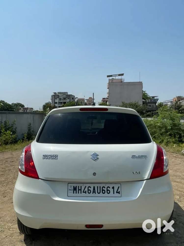 Maruti Suzuki Swift Vxi Bsiv, 2016, Petrol