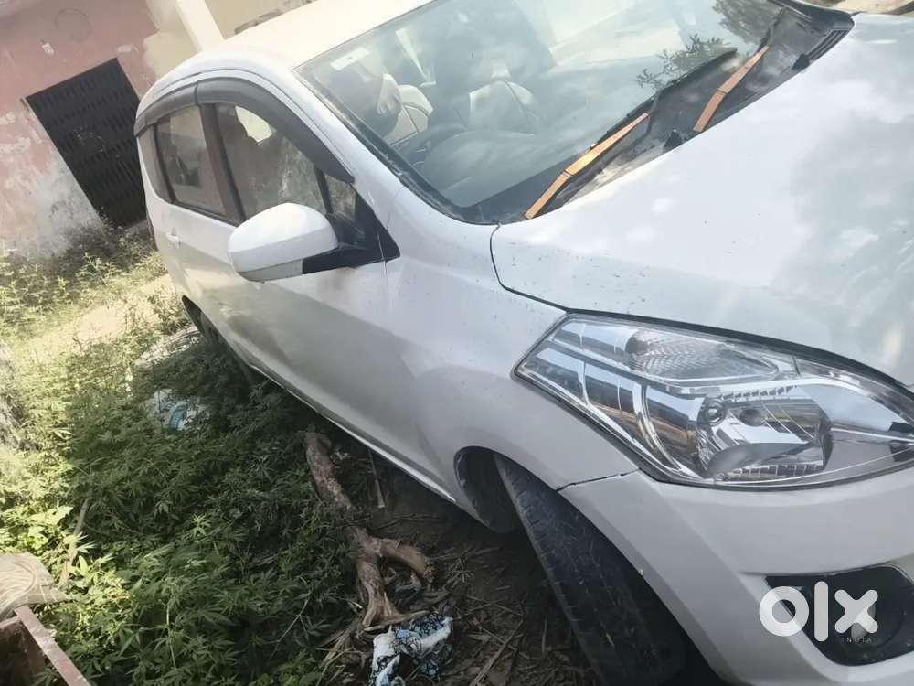 Maruti Suzuki Ertiga 2014 Diesel 98500 Km Driven