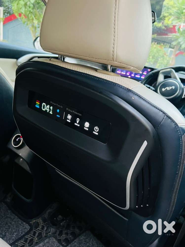 Kia Carens Diesel 2022 Top Model In Excellent Condition