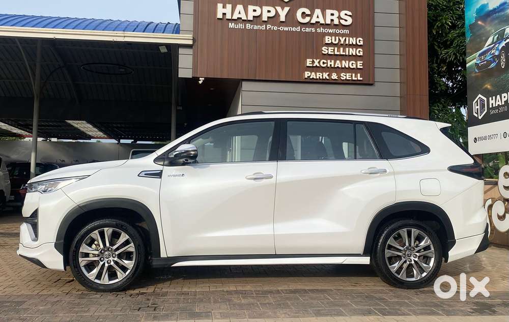 Toyota Innova Hycross 2.0 Zx Hybrid 7 Str, 2023, Petrol