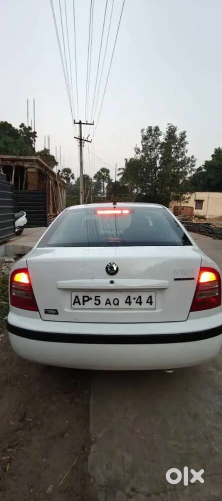 Skoda Octavia Combi 2006 Diesel 105500 Km Driven