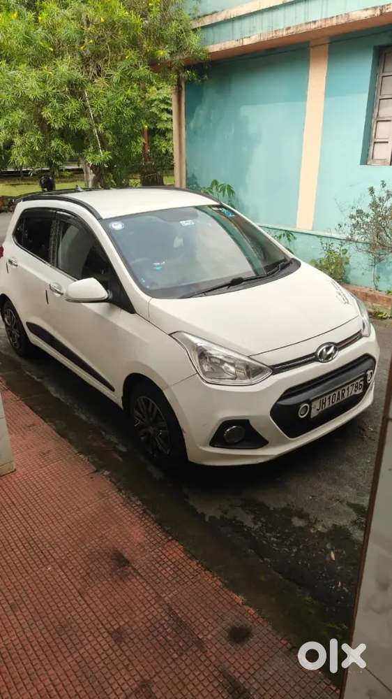 Hyundai Grand I10 Sportz Petrol 2015