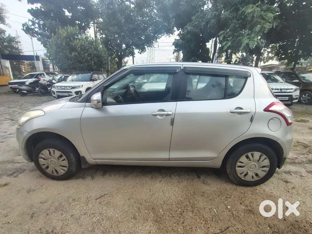 Maruti Suzuki Swift Vxi, 2014, Petrol