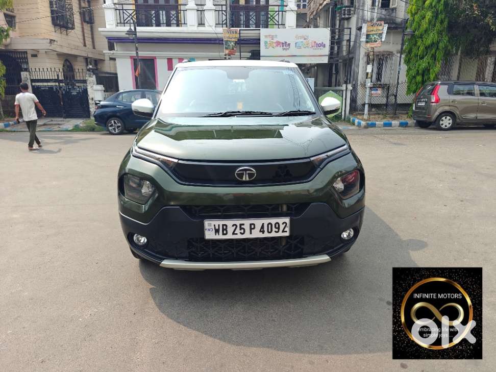 Tata Punch Creative Flagship Dual Tone Amt, 2025, Petrol