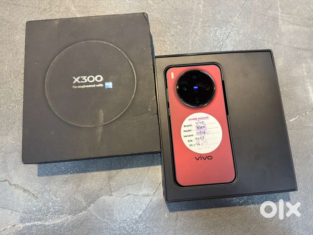 Vivo X300 12/256GB in Excellent Condition