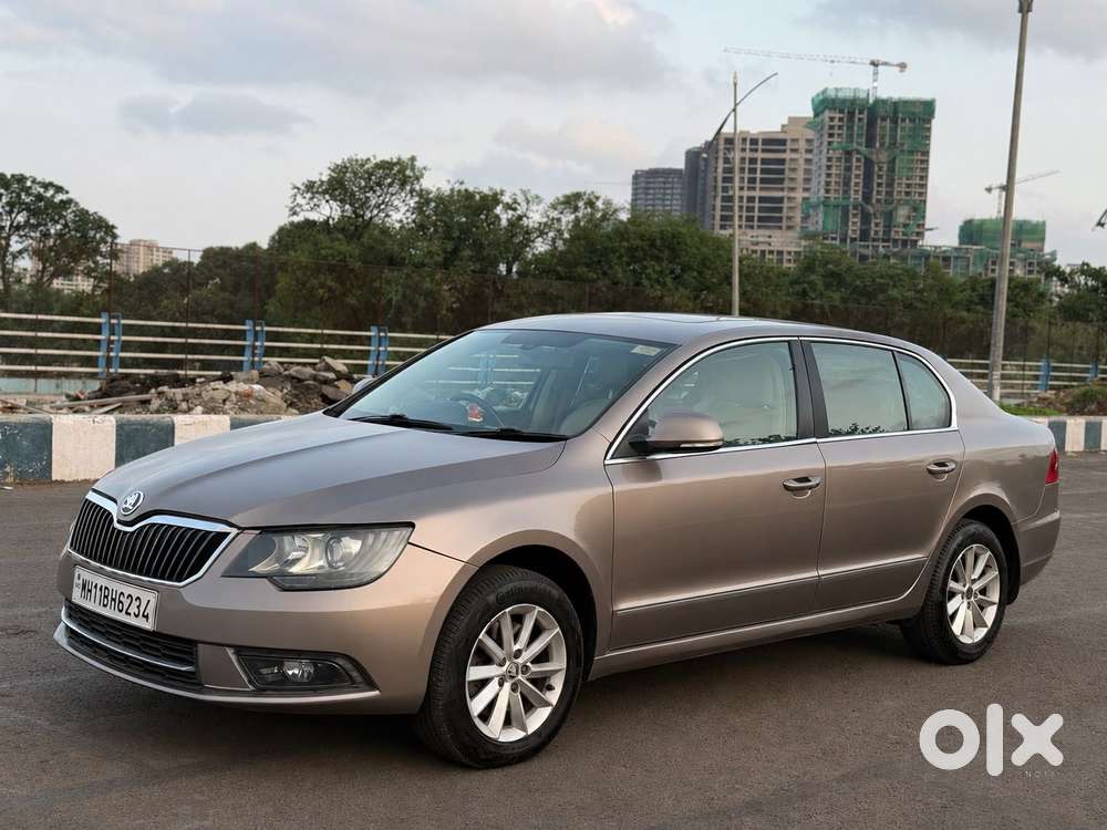 Skoda Superb Elegance Tdi 2.0 At, 2014, Diesel
